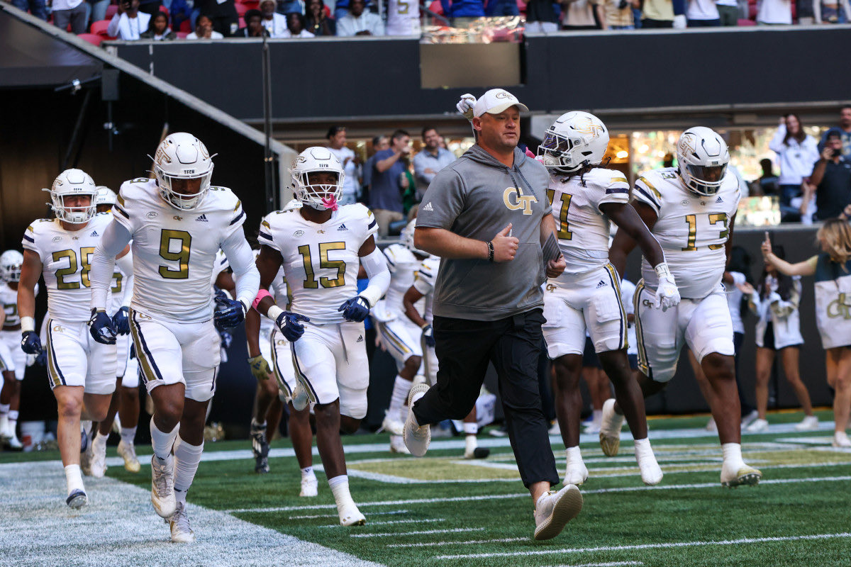 Iona Prep Football tweet media