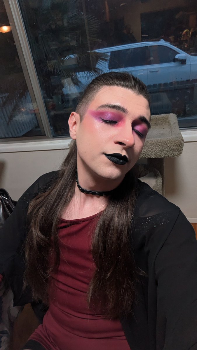 ⚛️ Sissylicious Alice Crystal 💜 tweet media