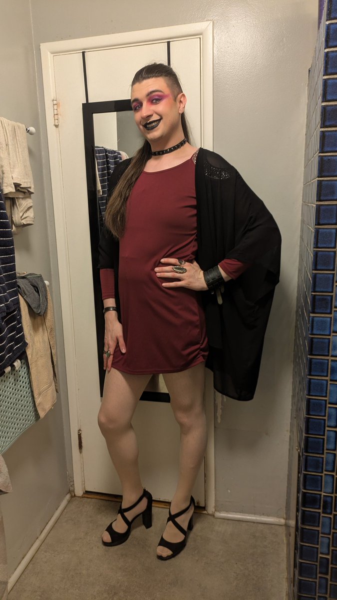 ⚛️ Sissylicious Alice Crystal 💜 tweet media