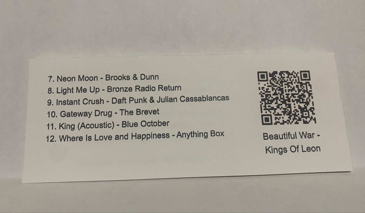 jpknights's tweet photo. My office always has a PD meeting around Valentine’s and people bring Valentine’s cards or a candy treat. I always forget. Plus I’m way past elementary. This year I remembered and did something different. #HappyValentinesDay #lovemusic #abox https://t.co/Xw1vKJPQVT