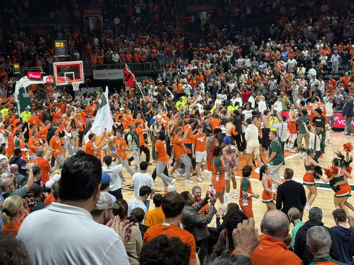 mitchcaton's tweet photo. Oh no, @UNCBarstool Miami rushed the court home @DukeMBB doesn’t get punched again @GoHeels https://t.co/TF1G2jP2lg
