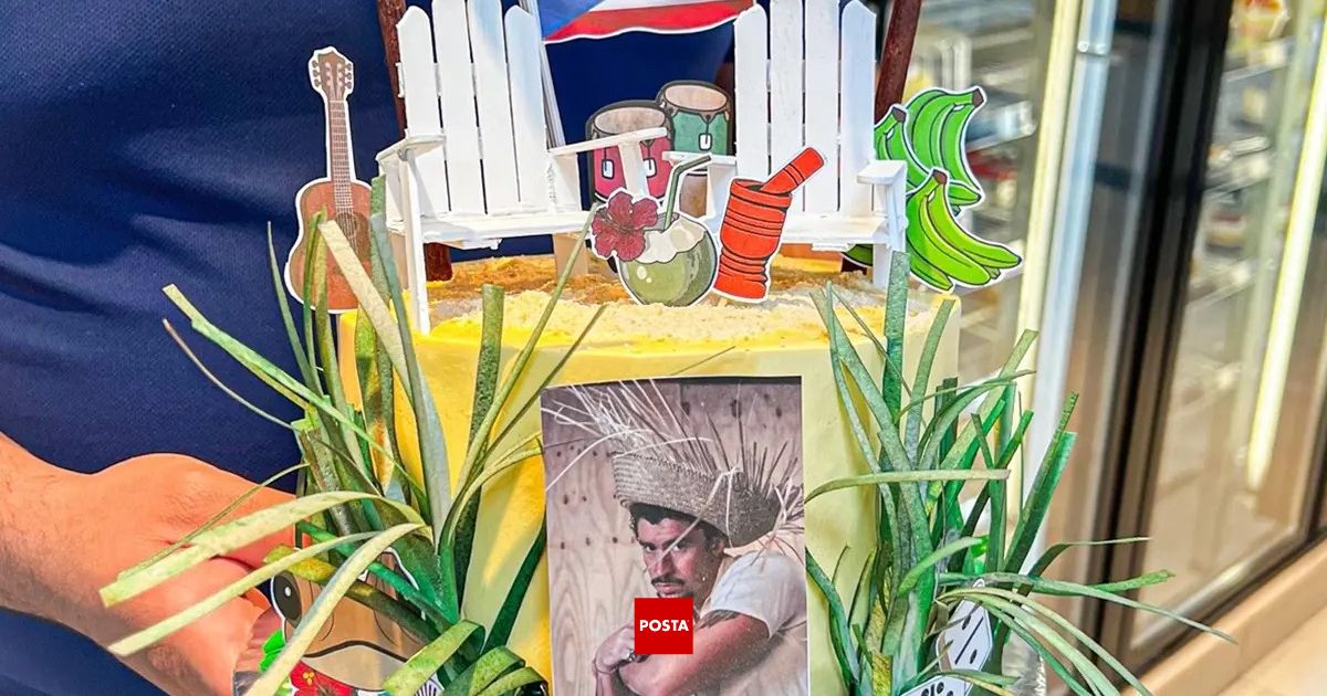 postamx's tweet image. ¡Bad Bunny llega a la San José! 🐰🎂 Ya está disponible el pastel especial del Conejo Malo en la famosa pastelería de Nuevo León.

posta.com.mx/nuevo-leon/bad…

#pastel #BadBunny #Monterrey