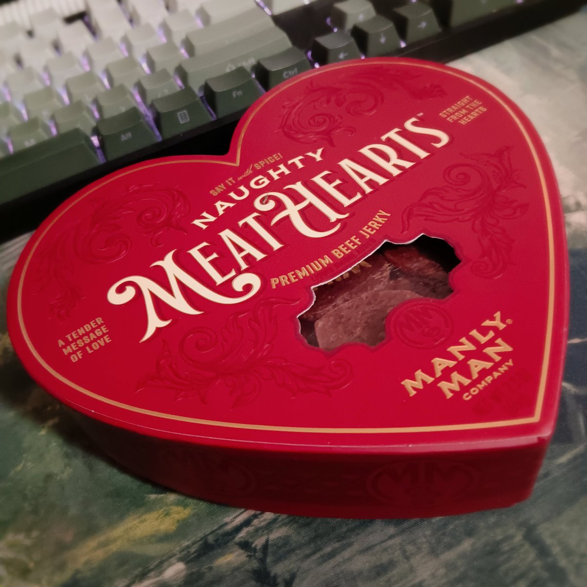 FEAST 🥩🍴💋 Carnivorous Vtuber tweet media