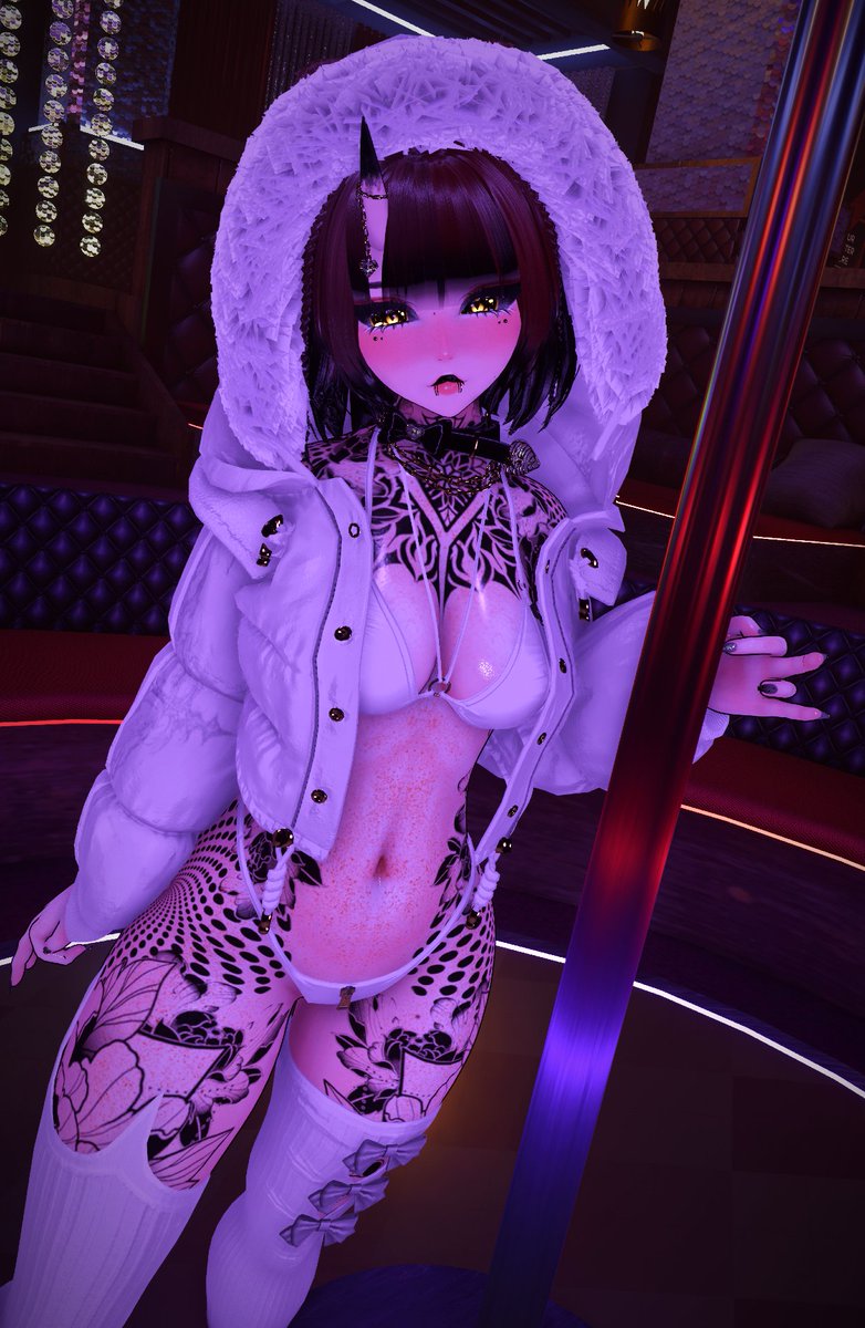 DelvesVR's tweet photo. party demon 🤍 https://t.co/89T2j6ZLyC