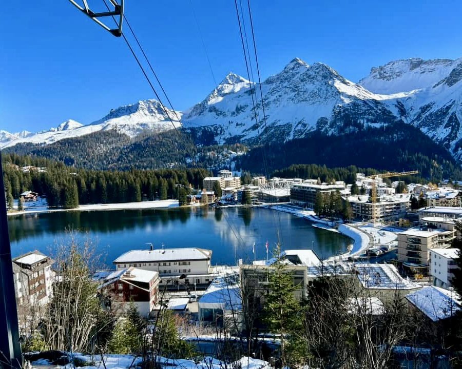 HrSchnyder's tweet photo. Arosa-Obersee-Eichhörnliweg #wandern #hiking #arosa #oberseearosa #eichhörnliweg https://t.co/plBnkPsADy