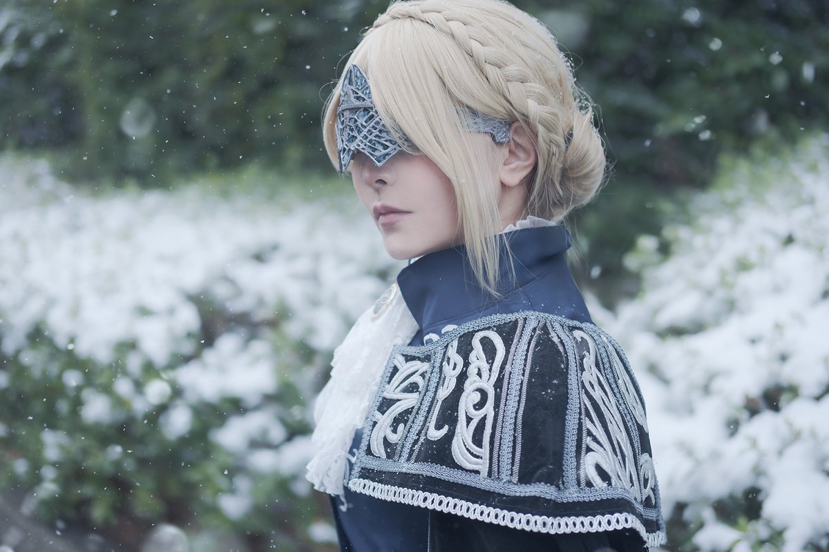 cosplay
ELDEN RING NIGHTREIGN
レディ(追憶)

雪が・・・！ 貴重な雪のワンフェスでした❄
厳しい寒さの中撮影ありがとうございました！
📷ネンさん(<a href="/n3n3p5/">✧ネン</a> )
#ワンフェス2026W 
#WF2026Wコスプレ