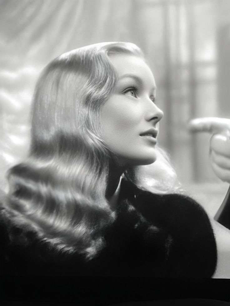 karenshane63's tweet image. #VeronicaLake