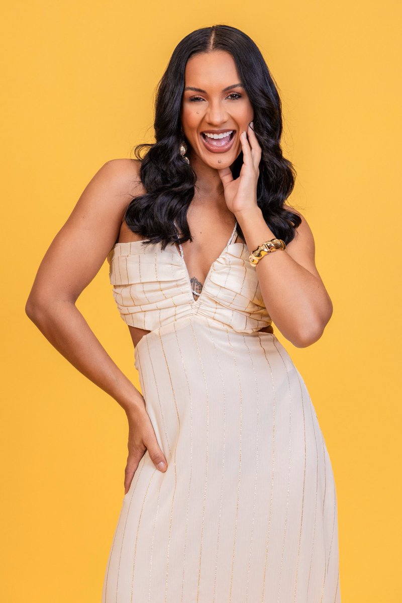 🚨PESQUISA: Você gosta da Maxiane?

🔁 • NÃO 
❤️ • SIM

#BBB26