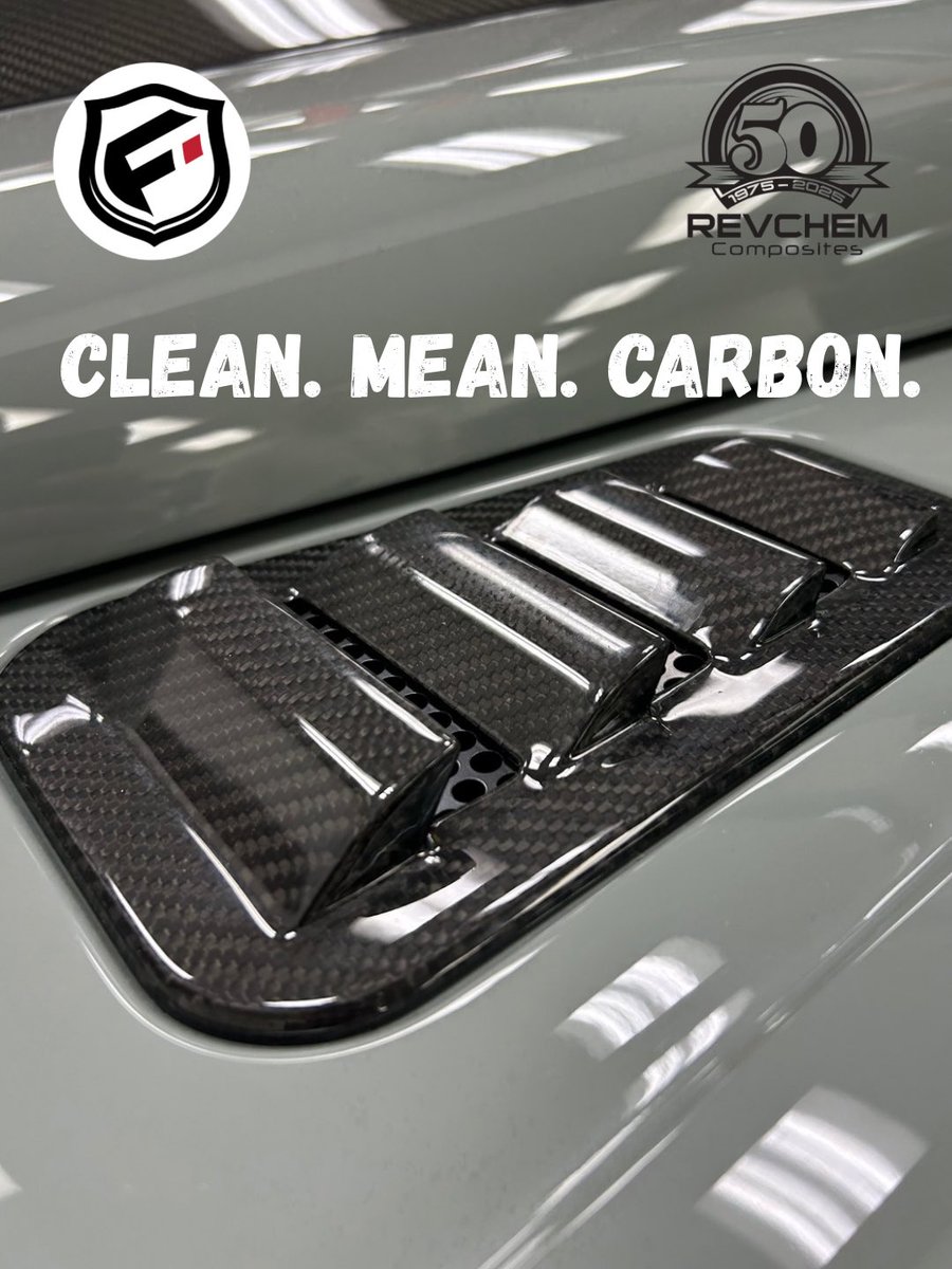 Revchem_'s tweet image. This Land Rover Defender hood vent was built using Pro-Set epoxy resin, lightweight, strong, and made for serious performance.
Crafted by @fusionmotorco 🖤

Performance starts with the right materials. Visit Revchem online: bit.ly/3YcM7Sr
📞 1-800-281-4975

#Epoxy