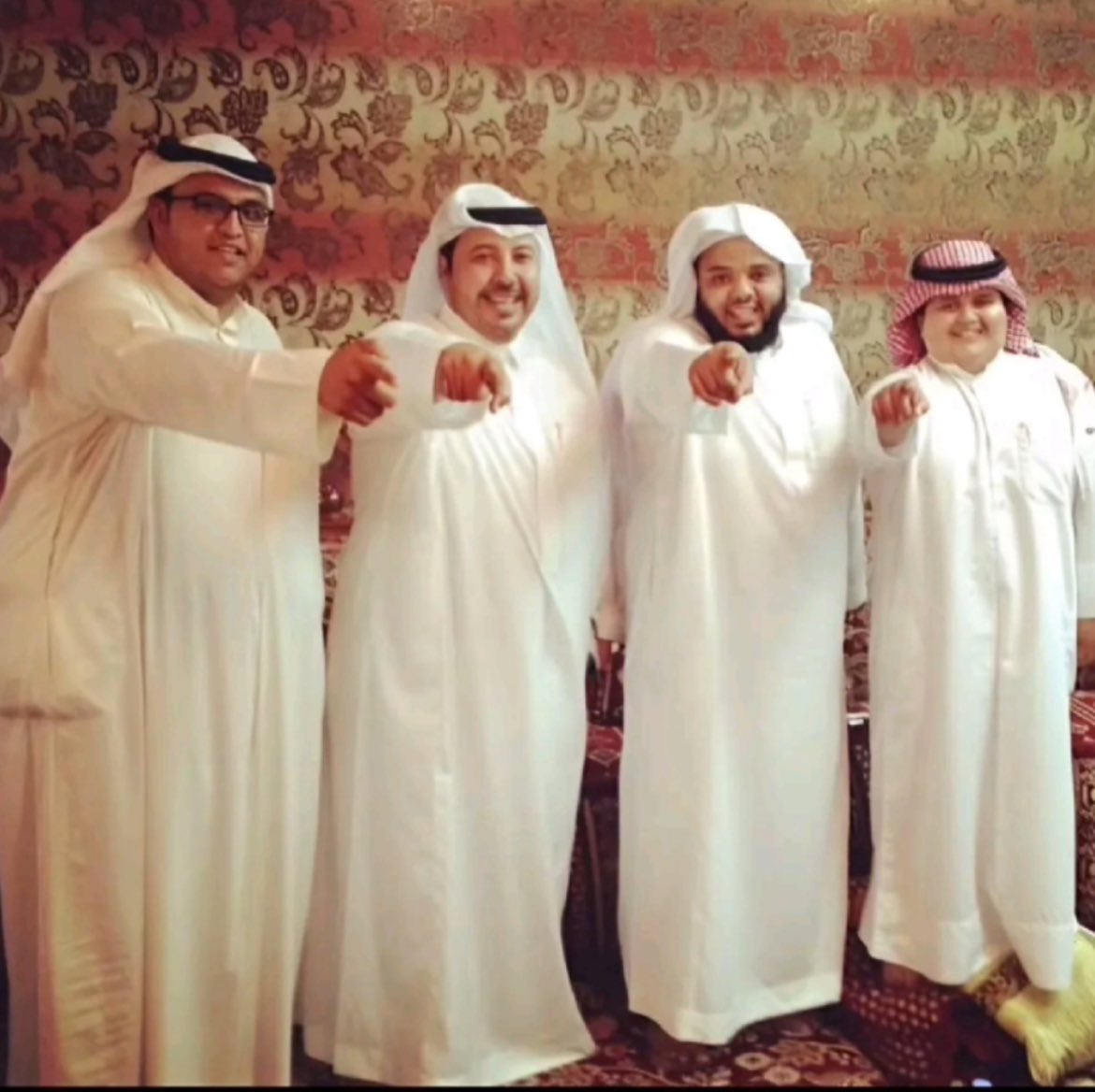 عوليس tweet media