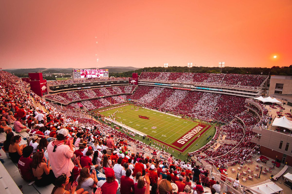 CFB Home tweet media