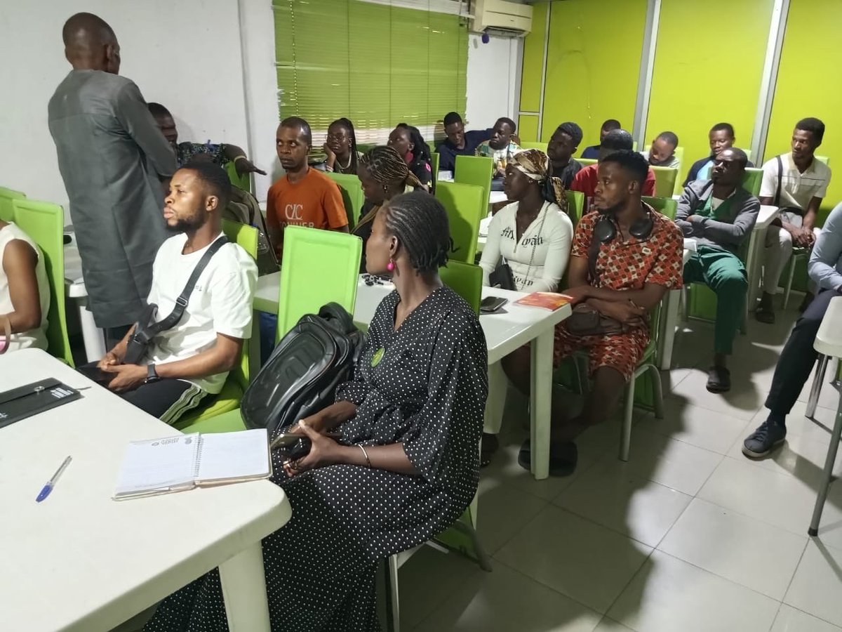 socialdacideas's tweet photo. SocialDAC Ideas is a Social Media Communication training platform focused on digital skills and practical knowledge. Follow us for insights and strategies to grow and thrive in today’s media landscape.#SocialDacideas #DigitalGrowth #FederalMinistryOfEducation https://t.co/VsCX8MnnpF