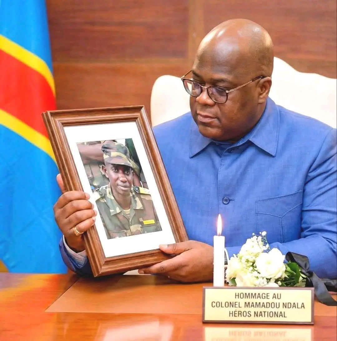 🇨🇩 #RDC | Hommage et héritage

La 9ᵉ promotion de l’#ENA portera désormais le nom de #Mamadou_Ndala, général symbole de courage et de sacrifice pour la Nation.

Le Président #FélixTshisekedi rappelle que ce choix n’est pas seulement un hommage : c’est un héritage à assumer, un