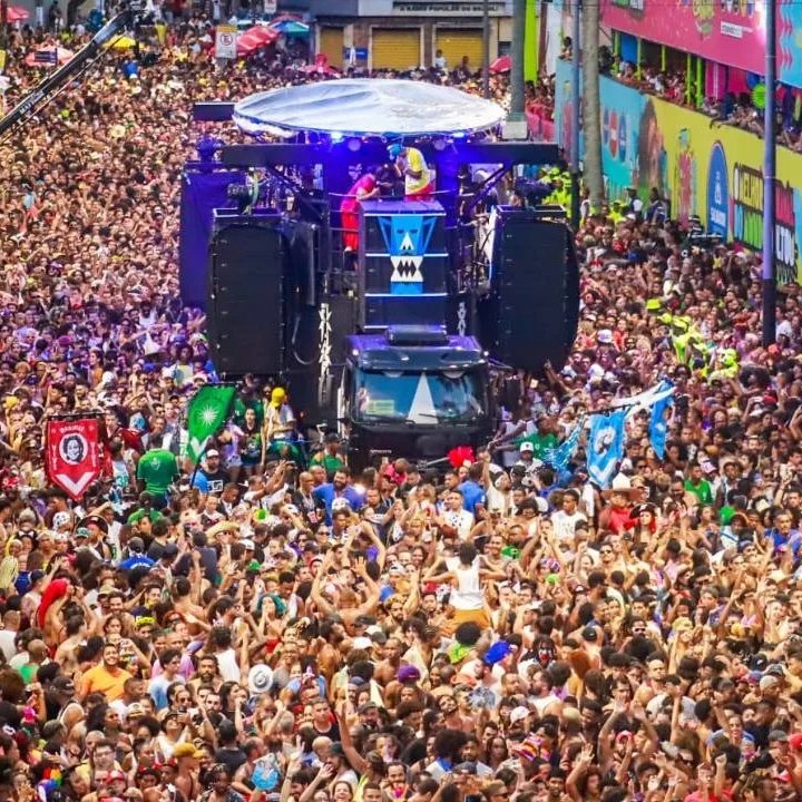 République tweet media