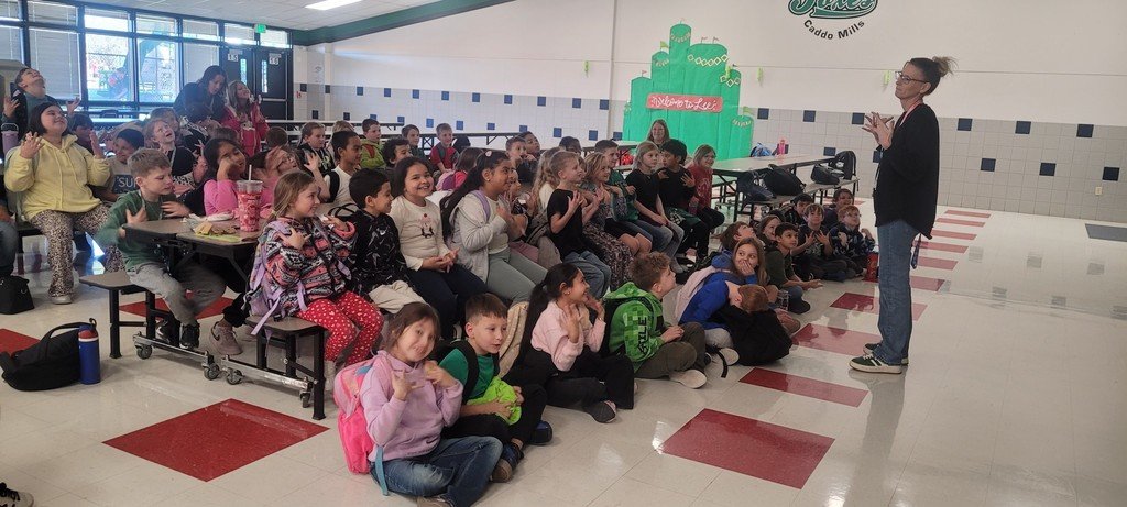Second grade learned to find joy, take action, and maintain a positive perspective this week while learning all about Helen Keller. 🥰 Our very own Mrs. Kobe taught us how to sign several different words, too!