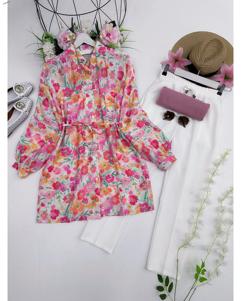 MeryemKul77's tweet photo. Ayrobin krep karışımı mango krep kumaş gömlek
Krep kumaş pantolon takım
Tek gömlek 850 tl, tek pantolon 550 tl 
İkili takım 1150 tl kargo ücreti bizden

Gömlek düğmeli 
80 cm boy, salaş durur
S.M(36-38-40),  L.XL (42-44) 
Pantolon dar kalıp, 1 beden büyük seçiniz

Ürün kodu 5348 https://t.co/a2zoyvzV3D