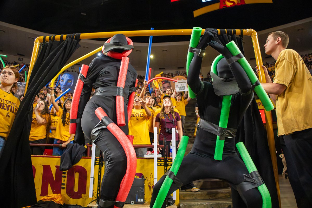 942 Crew tweet media