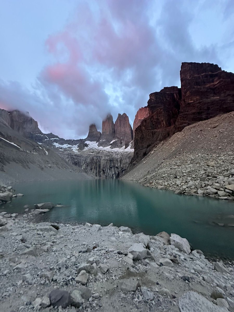 One of those magical treks in in Patagonia. #wtrek 

LEARN MORE: iantaylortrekking.com/patagonia/torr…