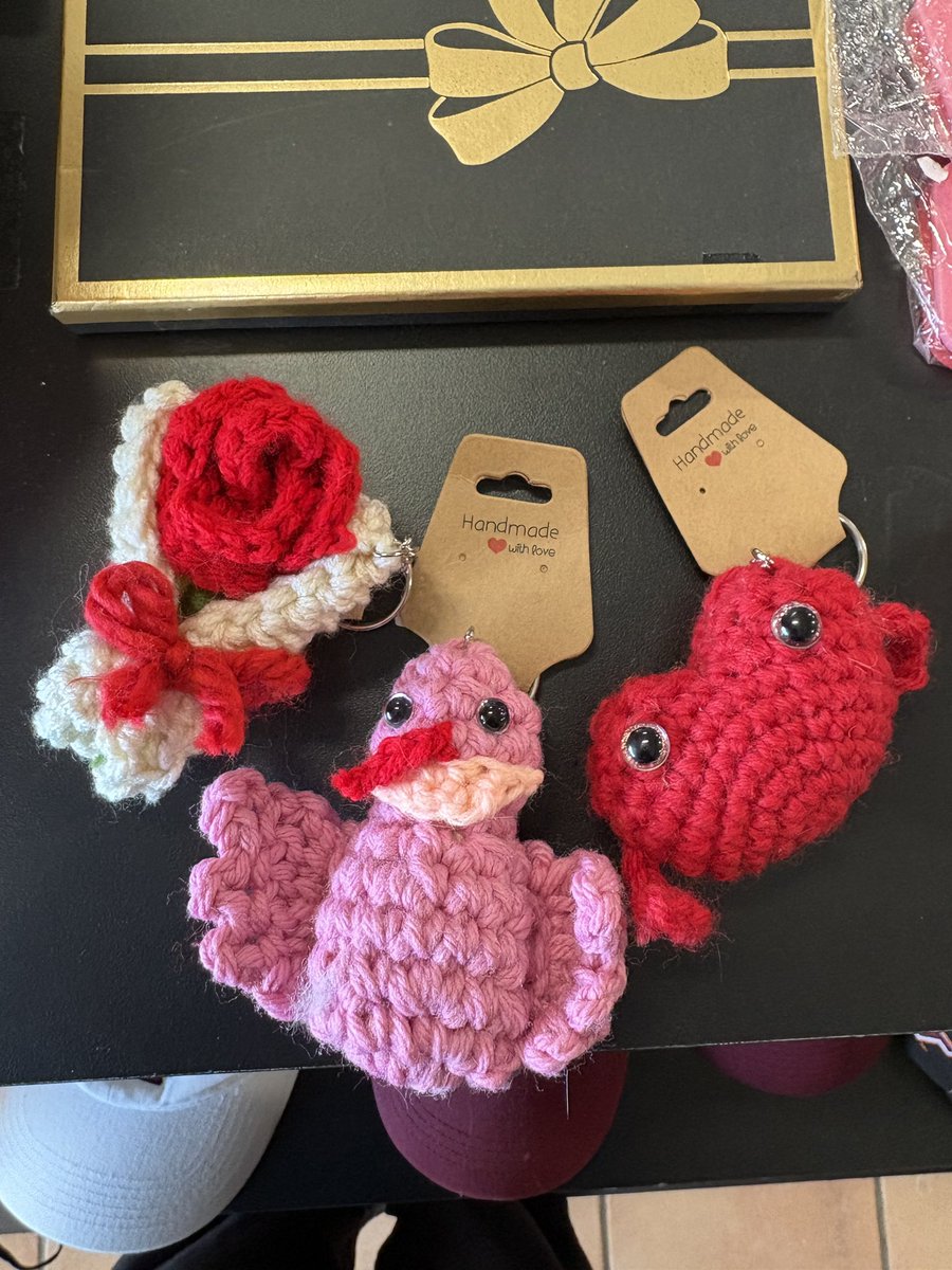 BookHolders_VT's tweet photo. 💘Valentine’s Day Selection💘

Skirts, dresses, hoodies, shoes, locally made crochet, earrings, cards, &amp; more!!!

Shop now before they’re all gone💌
#blacksburg #blacksburgva #virginiatech #valentinesday #valentinesday2026 https://t.co/0FVE3ONViP