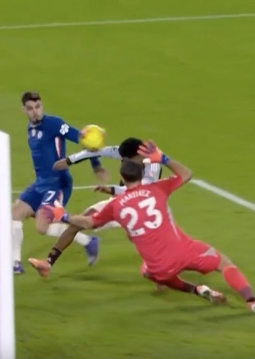 alIforchelsea's tweet photo. Si el Chelsea fuera un club serio exigiria explicación porq las reglas siempre son distintas contra nosotros. https://t.co/fCjjfGNf23