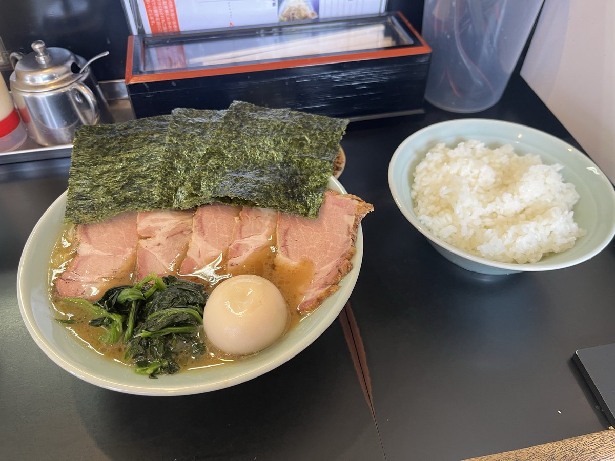 SATORU131's tweet photo. 取手　一心

#ラーメン
#家系ラーメン
#茨城
#取手
#一心 https://t.co/bzKCPqg77Q