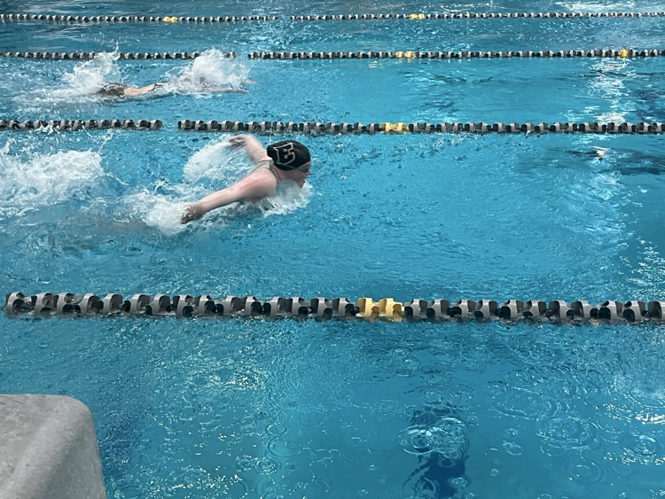 fzeactivities's tweet photo. Our Lions take on the GAC! Uptain, Breitbach, Siders, and Walker in the medley relay to kick things off! https://t.co/KJ2aC3Yqv9