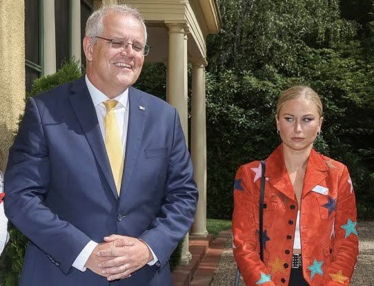 Grace Tame is a National treasure, simply for her famous side-eye to Scumo! ❤️👏