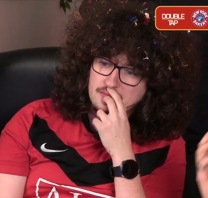 Todo se derrumbo
Dentro de mí, dentro de mí 🎶🎶

Esa peluqueada se embolato por un buen rato