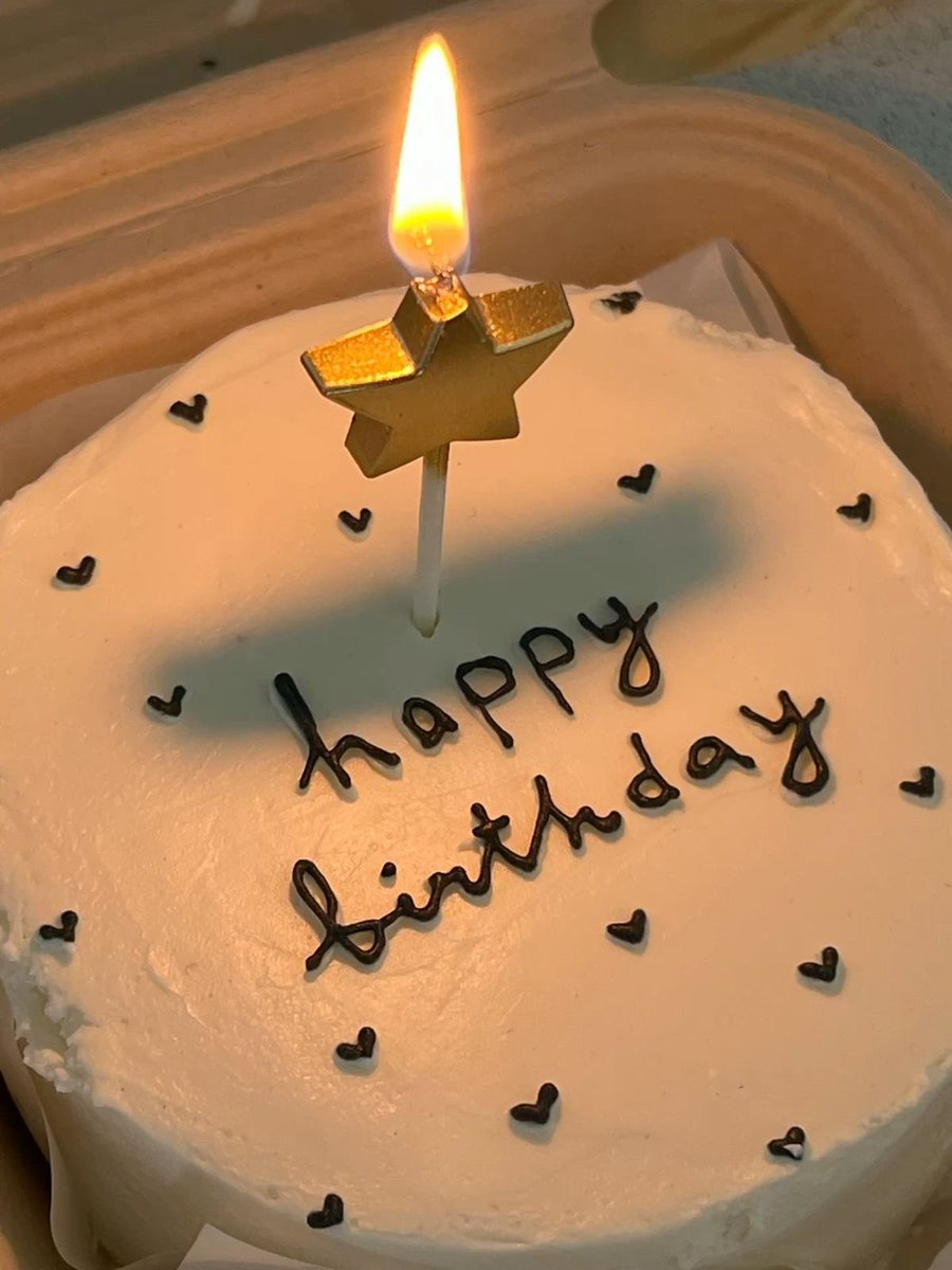 𝚑𝚒𝚛𝚘. tweet media