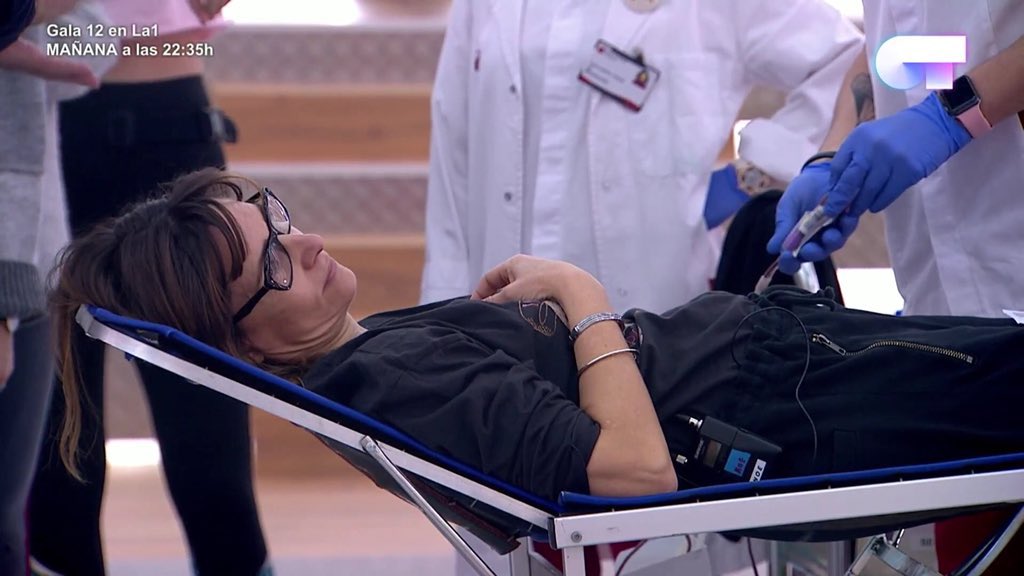 Sergio Jaén viendo que ya ha fallado una cámara:

#BenidormFestSemi1