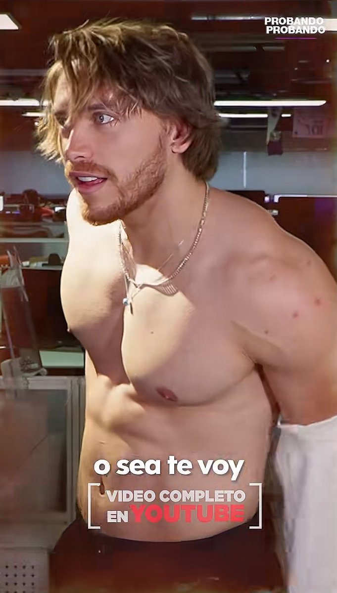 gabgavvv123's tweet photo. No me imagino lo que a de ser tener a este hombre en persona 😍 #RingRoyale https://t.co/XsKXWy0Tok