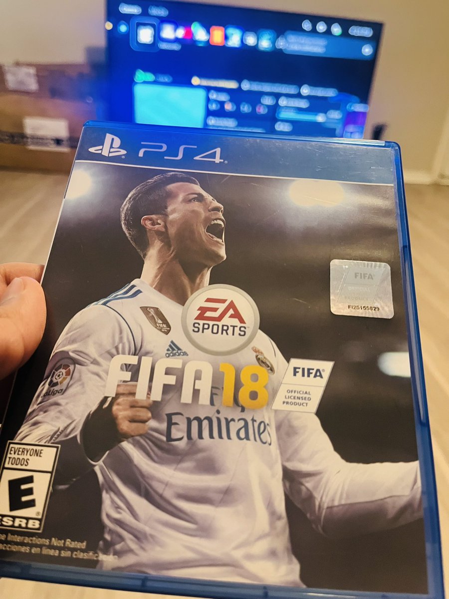 Manideep_Vanga's tweet photo. Bought this FIFA18 just $10 
Old players old teams 🥹❤️
#FIFA18 #PS5 https://t.co/7ejio00AP8