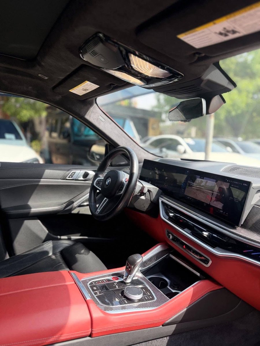 johnRamiregm's tweet photo. Mr @EricDoziers and his incredible company for helping me make my dreams a reality. After consistent guidance and wonderful trades, I successfully withdrew my profits and i went straight to get my dream car. This experience has been life-changing, and I’m truly grateful sir. https://t.co/nmTOJDOhp7