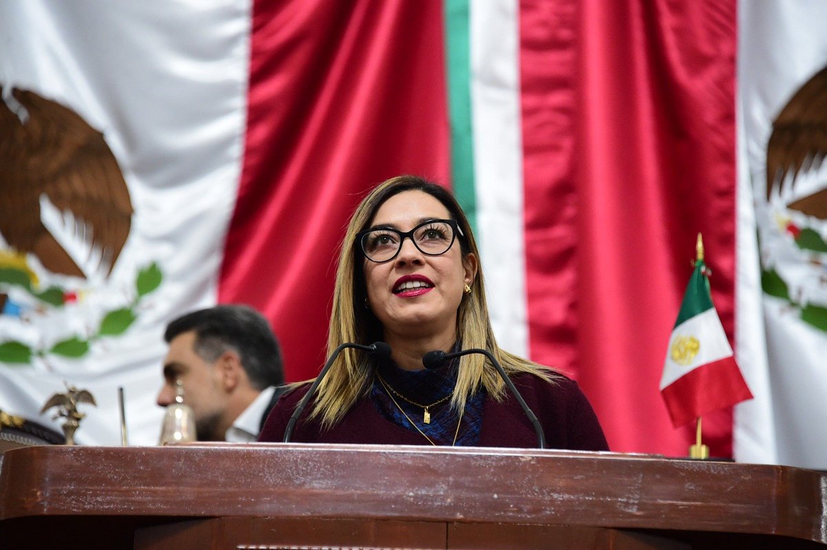 Congreso_CdMex's tweet image. 🏛️🌈 Aprueban reforma constitucional contra discriminación a la comunidad #LGBTIQ+

🔗Más detalles aquí 👇🏽
congresocdmx.gob.mx/comsoc-aprueba…