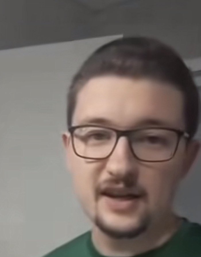 _merccyyy_'s tweet photo. I f*cking hate this guy man https://t.co/tsSiEREf5l