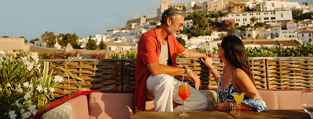 #ValentinesDay celebrate #cruises that make your 🚢pulse jump. #Experiences that remind you #travel is the ultimate love language.🍾
Intimate yacht-style voyages. 🏖️Activity filled ships - #explore the world. #OceanStateOfMind #CruiseLife
#LuxuryTravel
sigtn.com/u/lbO7OAWC