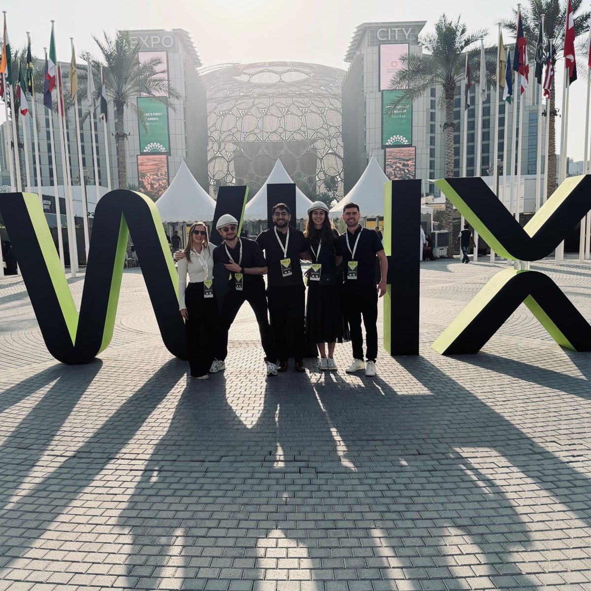 Neuronic tweet media