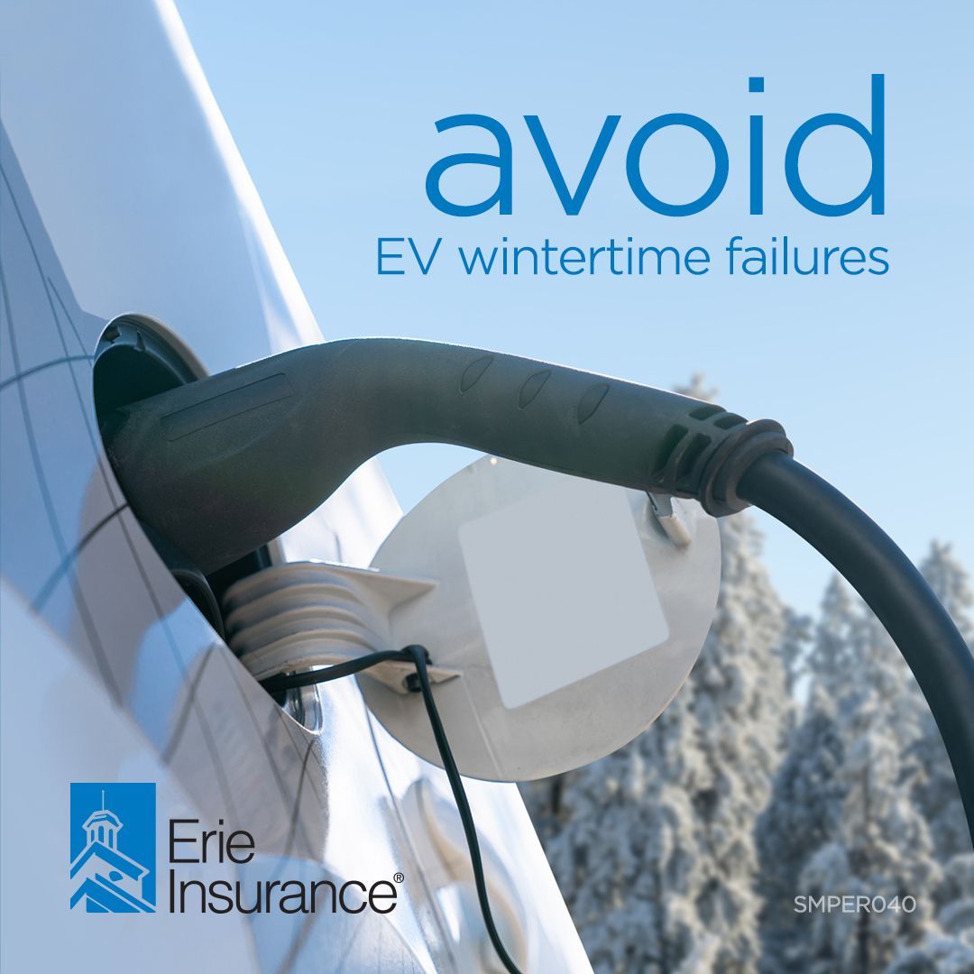 BraggInsurance's tweet photo. An electric vehicle's battery life can be cut by up to 40% when temperatures drop below 20 degrees? 🌨️🥶
Do this:
✔️  Store your vehicle in the garage when possible 
✔️ Look for ways to minimize battery drain while it's charging
✔️ Clean snow and ice from your entire vehicle https://t.co/uYQohElR8n