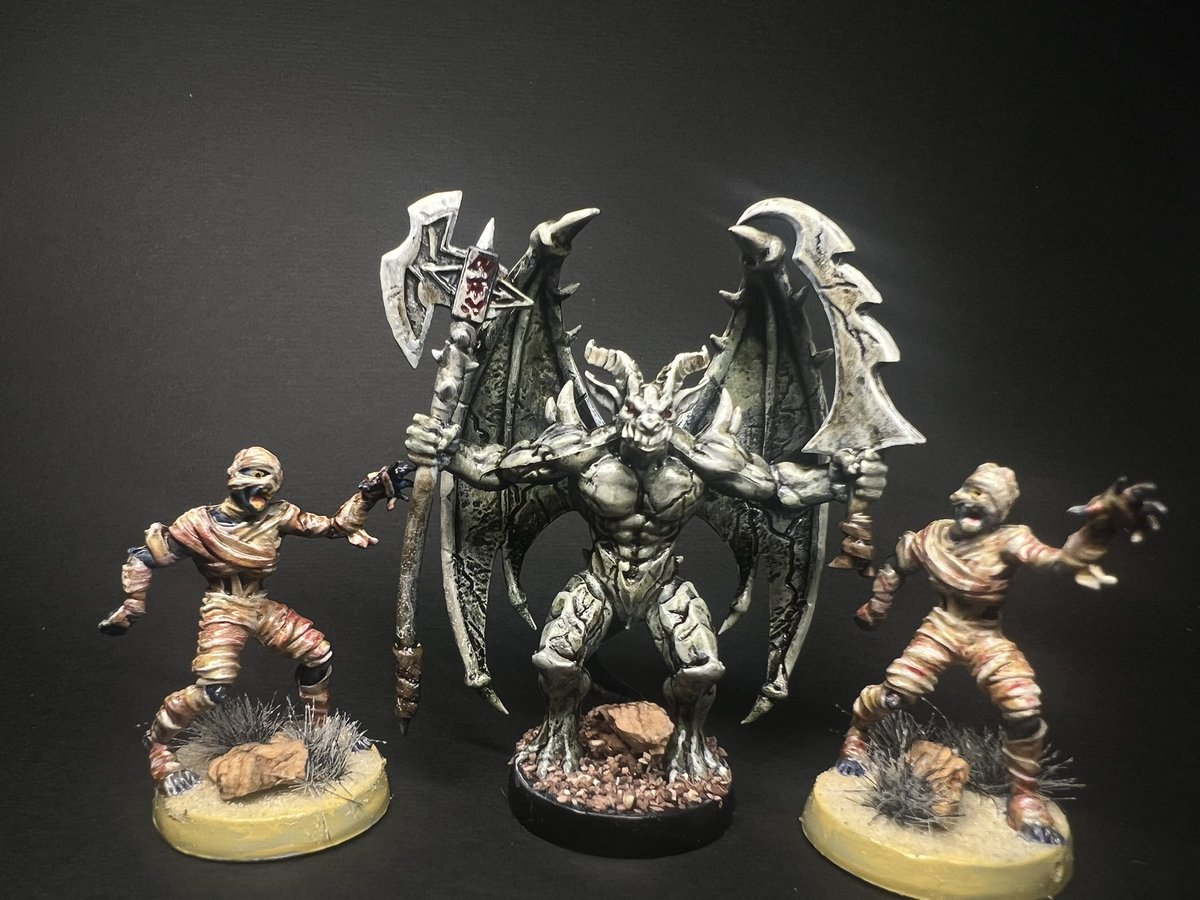 KirschbauerF's tweet photo. #miniature #TabletopGaming #painting #heroquest #gargoyle #mummies #heroes #armypainter https://t.co/0lppbSp7H6