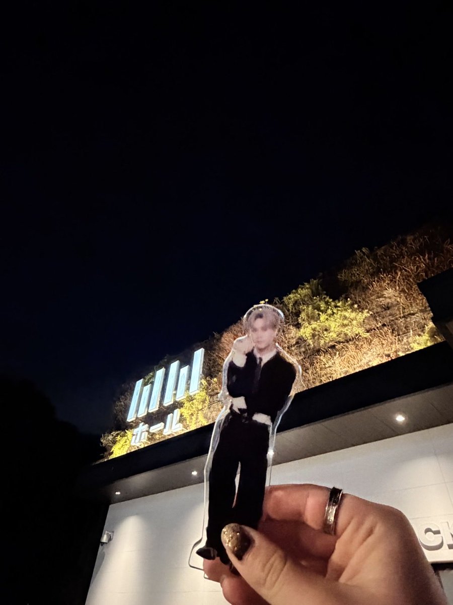 Yusei_Yagi_385's tweet photo. めちゃくちゃ面白かった✨️
お笑い芸人さんのイベントはお初だったけど、めちゃくちゃ笑わせてもらいました😊
その前に、アメコとトラステ寄り道してきました。
娘が欲しかった玲於のブランケット無事にGETو !出来たし、食べたかったパフェも美味しく頂きました
#GAMEPARTY
#宇原雄飛
#wwホール https://t.co/TwoDPh3Bou