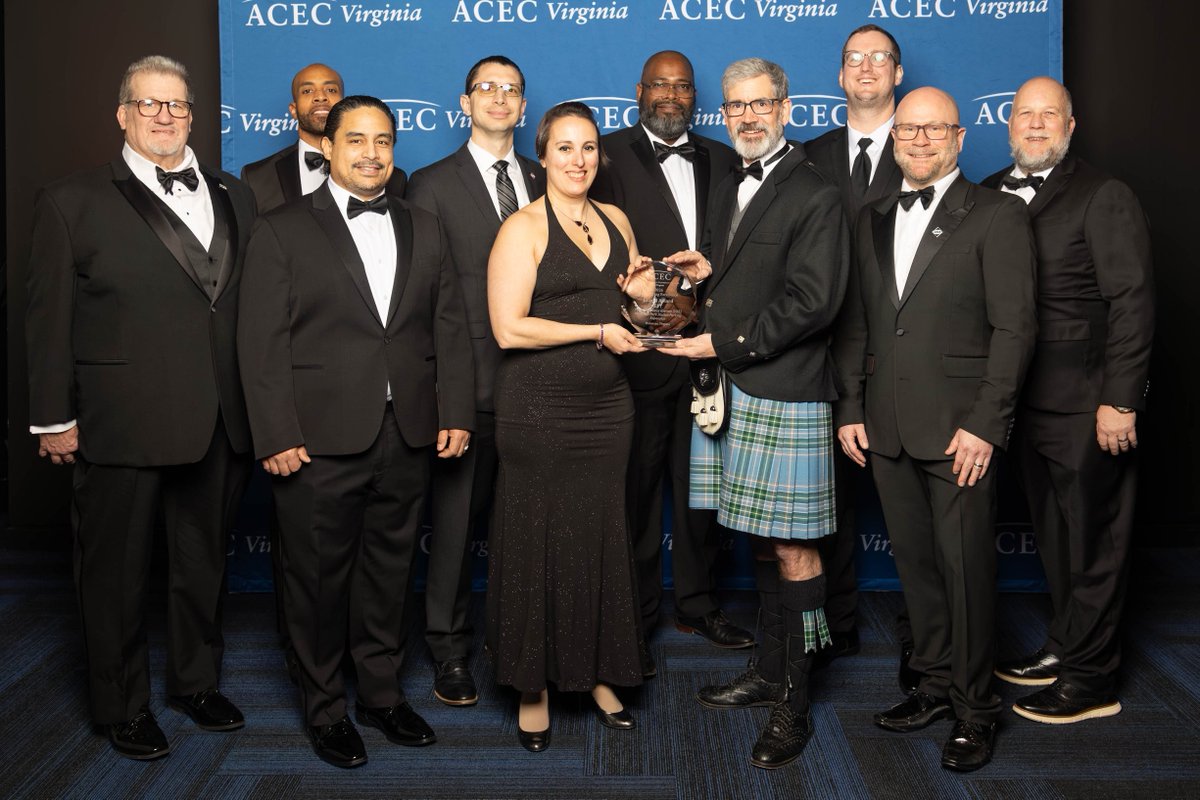 Manhattan Construction Group tweet media