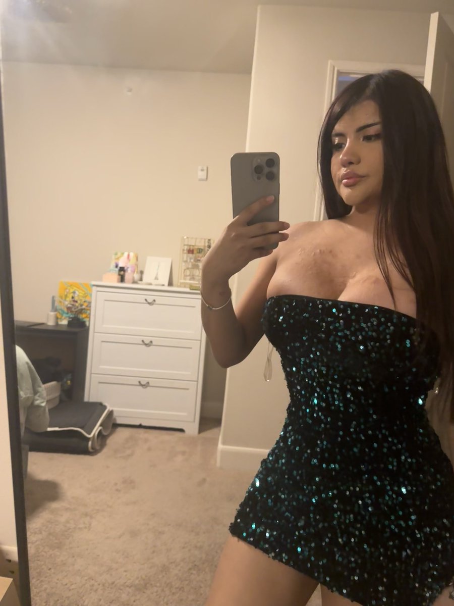 sluttacious's tweet image. 😝 trans women are women 🏳️‍⚧️#trans