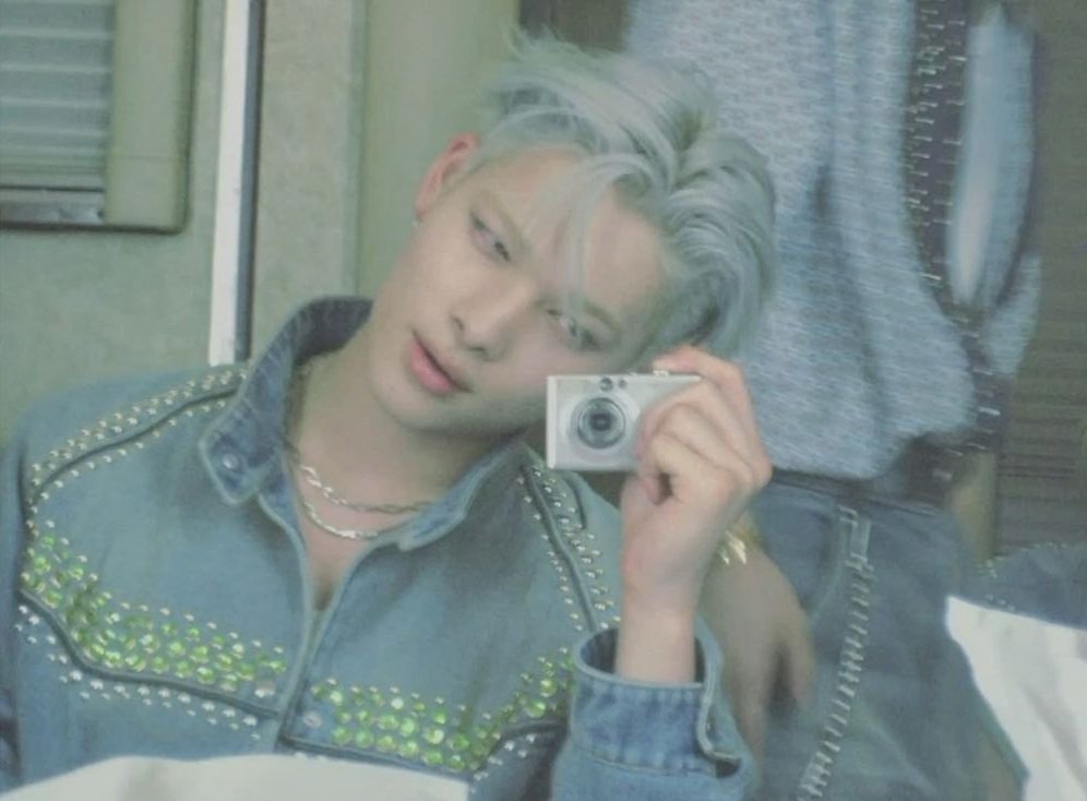 enhavocal's tweet image. ni-ki coachella 2025 ✨️