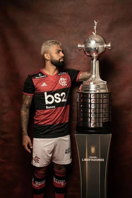 isaias_colares's tweet photo. @SofascoreBR F**A-SE
o que vale é o flamengo ❤️🖤 https://t.co/xw2UyZHPGU