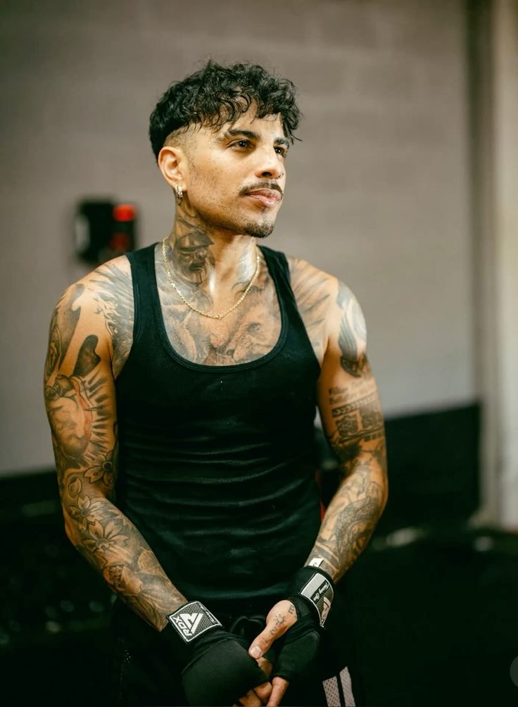 KΛƬ🖤 tweet media