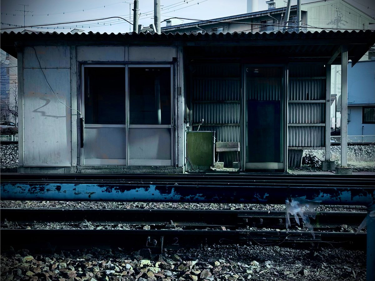 XLabyrinth_'s tweet photo. 今も誰かがそこで待っているのかな
#風景 #怪異 #写真で伝える私の世界 https://t.co/sotMSoAvUt