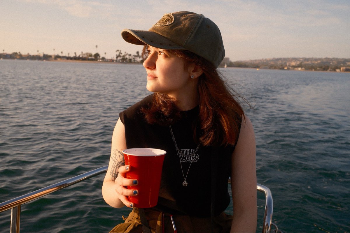 aimsey two tweet media