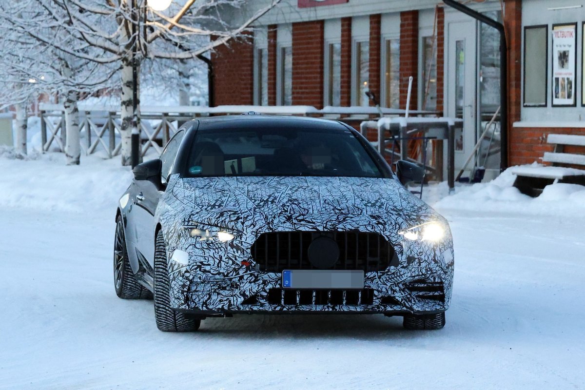 responsejp's tweet image. “ブランド史上最大”の製品攻勢が始まる…メルセデスAMG『CLE63』はV8搭載、前後デザインも大刷新！
response.jp/article/2026/0…

#新型車 #メルセデスベンツ #CLE #メルセデスAMG