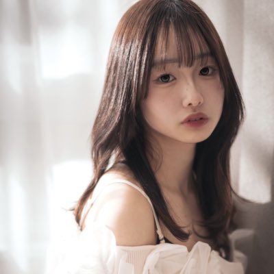 #新しいプロフィール画像
新しいアイコンにしました、どう？お姉さん？？？👱🏻‍♀️