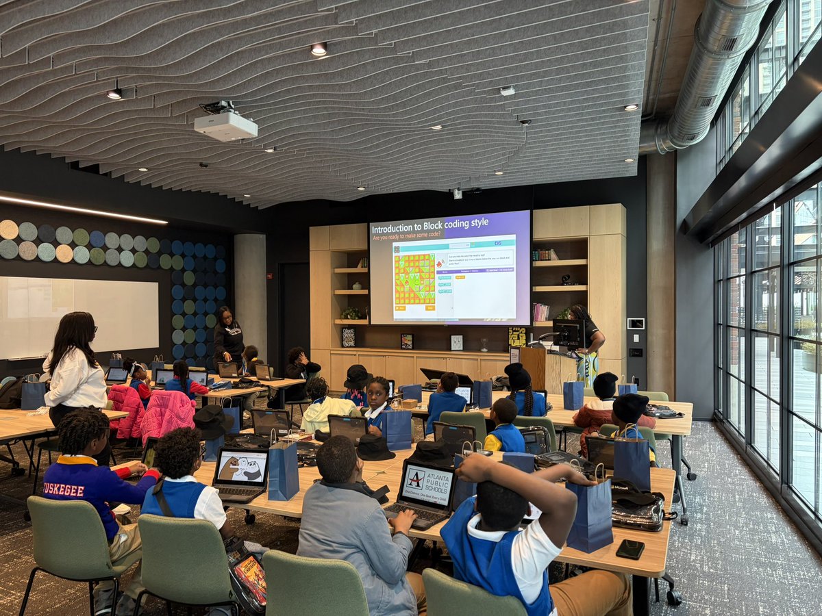 Ashley Murray tweet media